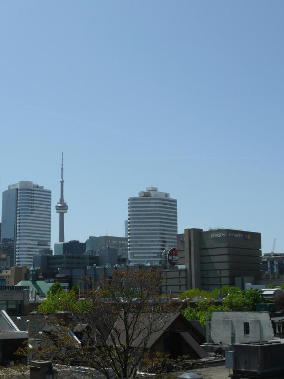 Neill Wycik Hotel Toronto Exterior photo